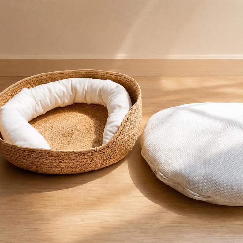 Wicker Pet Bed | Natural Cat & Small Dog Basket | Cosy Round Pet Nest with Cushion and Bolster Pillow